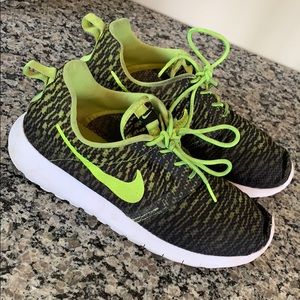 Nike Roshes